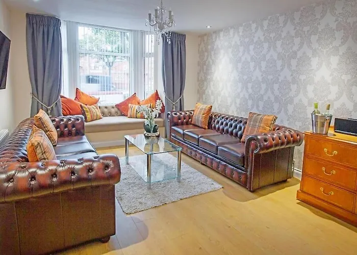 Scarborough Stays - Luxury Townhouse Ideal For Large Groups - Hot Tub